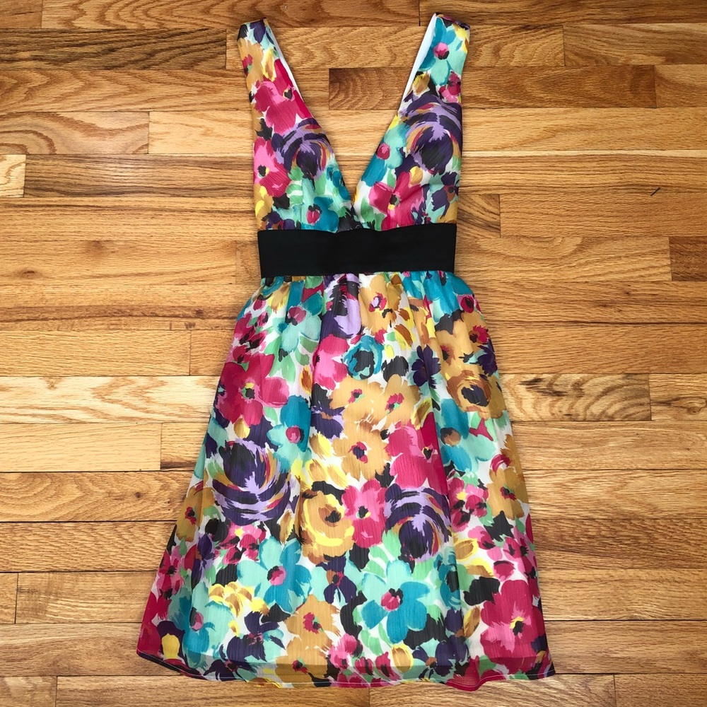 Forever 21 floral dress. Size Small